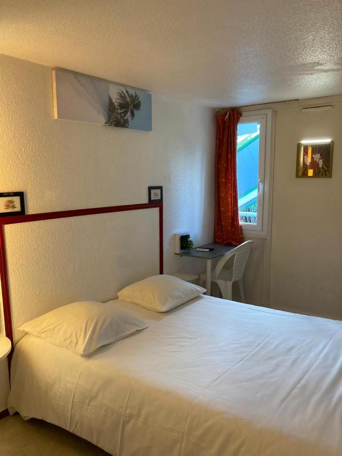 Nouvelle Classe Hotel Châtellerault Buitenkant foto