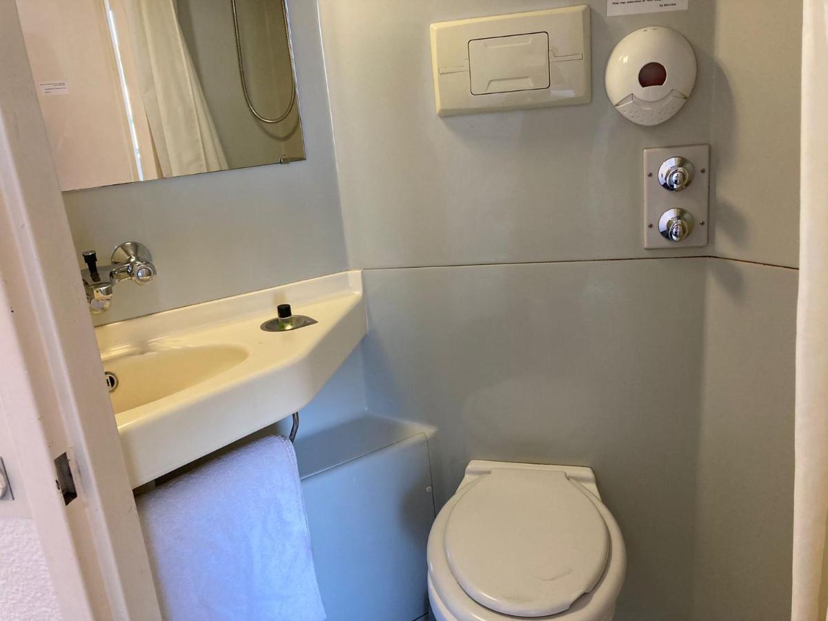 Nouvelle Classe Hotel Châtellerault Buitenkant foto