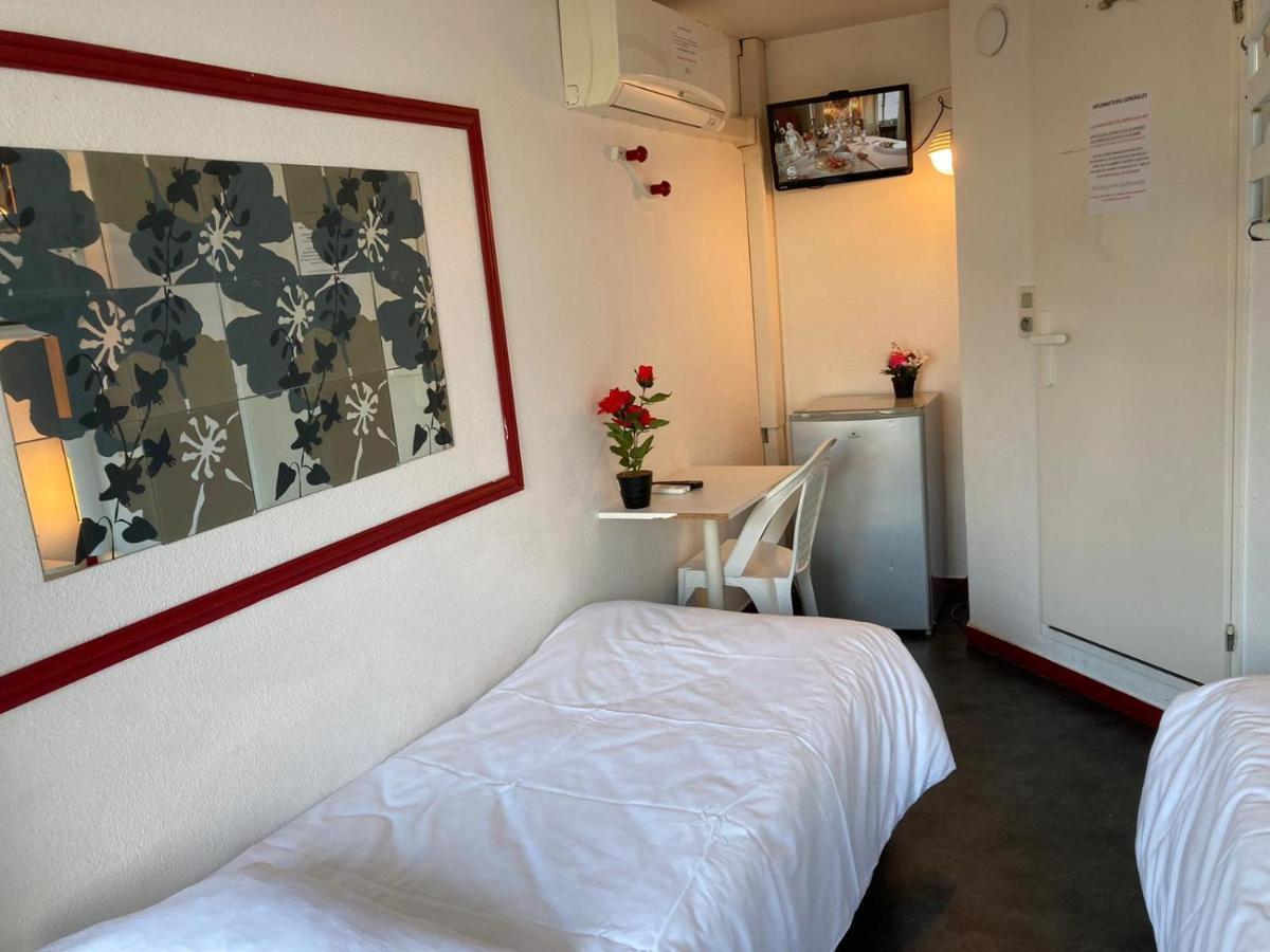 Nouvelle Classe Hotel Châtellerault Buitenkant foto