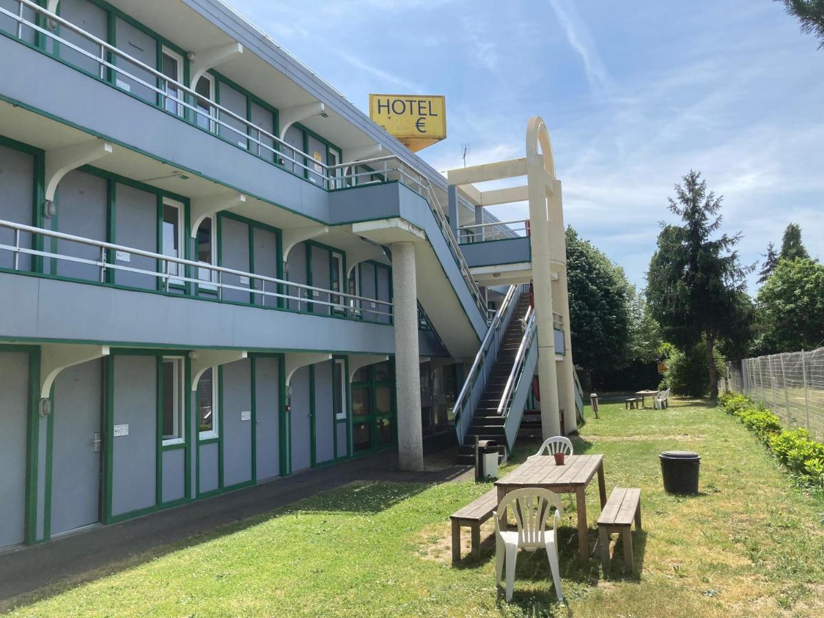 Nouvelle Classe Hotel Châtellerault Buitenkant foto